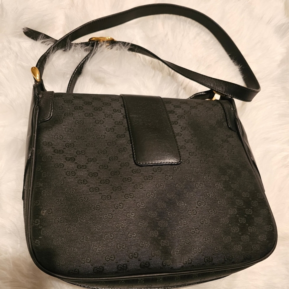 Gucci Black Vintage Shoulder / Crossbody Bag with Gold Emblem - Picture 2 of 3